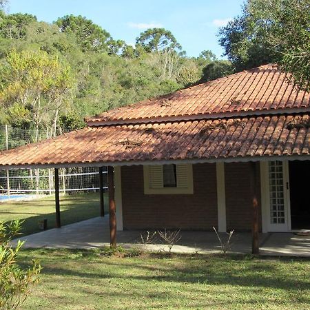 Chacara Capucho & Macedo Villa Cunha Luaran gambar